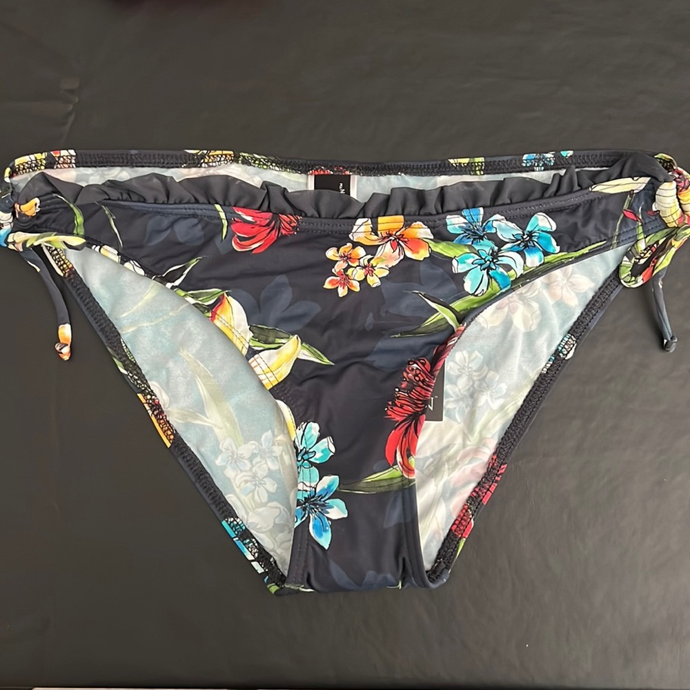 JETS by Jessika Allen Ruffle Navy Floral Tieside Bikini Bottom US Size 10 - NWT!